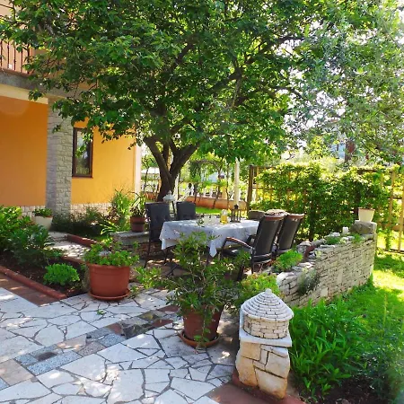 Apartment Apartment In Muntic/Istrien 10825