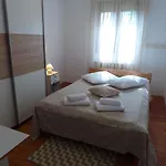 Lägenhet Apartment In Muntic - Istrien 10825 Muntić