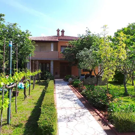 Apartment In Muntic - Istrien 10825 Lägenhet Muntić